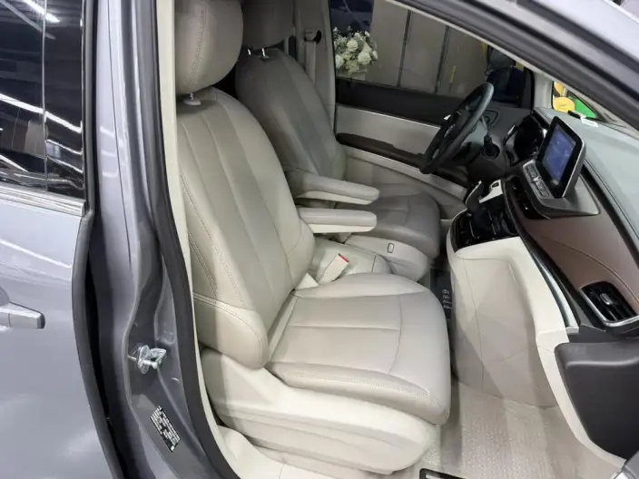 Buick GL8 2022 Model Business class 652T Comfort Model – фото 8