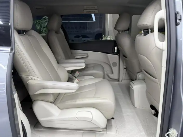 Buick GL8 2022 Model Business class 652T Comfort Model – фото 9