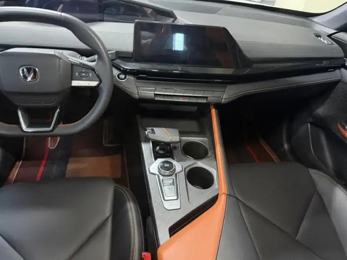 Changan UNI-V iDD 2023 Model Smart power iDD 113km Smart Fun Model Fast Edition – фото 9