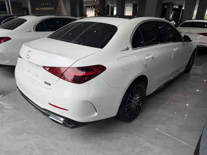 Mercedes-Benz C-Class 2023 Model C 260 L Sports Edition – фото 4