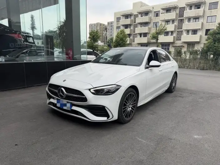 Mercedes-Benz C-Class 2023 Model C 260 L Sports Edition – фото 1