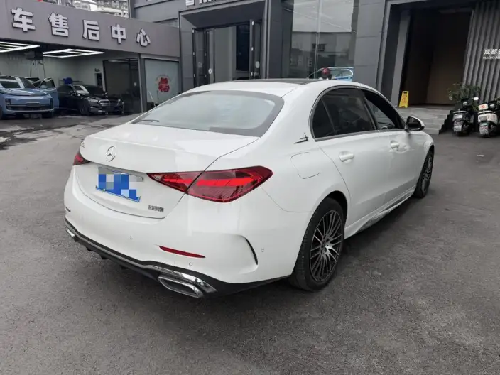 Mercedes-Benz C-Class 2023 Model C 260 L Sports Edition – фото 6
