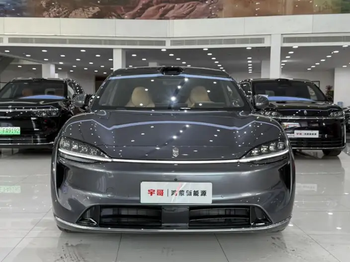 Luxeed R7 2025 Model Extended Range 53.4kWh Ultra 4WD Edition – фото 2