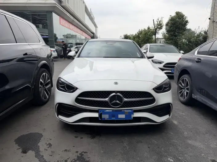 Mercedes-Benz C-Class 2022 Model C 260 L Sports Edition – фото 2