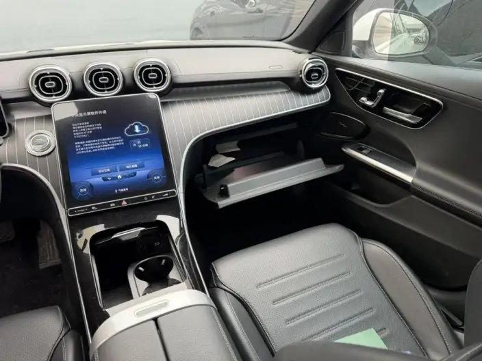 Mercedes-Benz C-Class 2022 Model C 260 L Sports Edition – фото 6