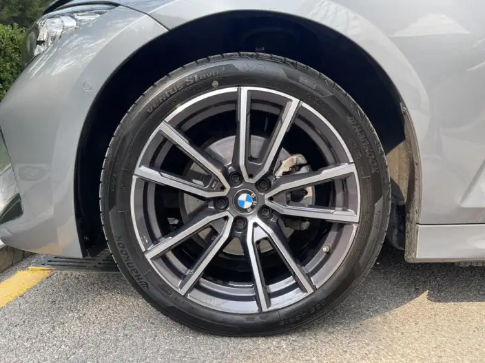 BMW 3 Series 2023 Model 325Li M Sports Set – фото 8