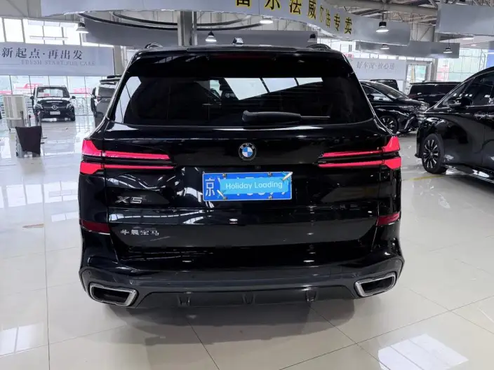 BMW X5 2023 Model xDrive30Li Exclusive Model M Sports Night Set – фото 3