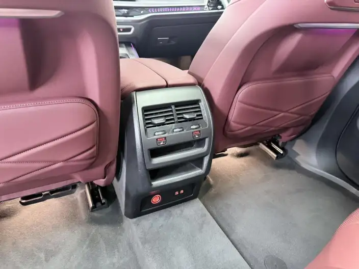 BMW X5 2023 Model xDrive30Li Exclusive Model M Sports Night Set – фото 6