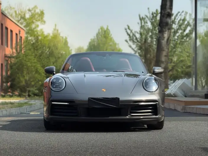 PORSCHE 911 2022 Model Targa 4 3.0T – фото 2