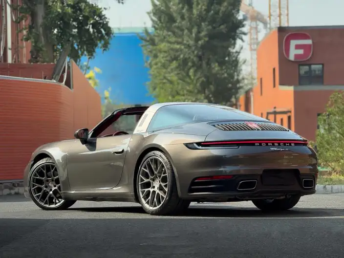 PORSCHE 911 2022 Model Targa 4 3.0T – фото 4