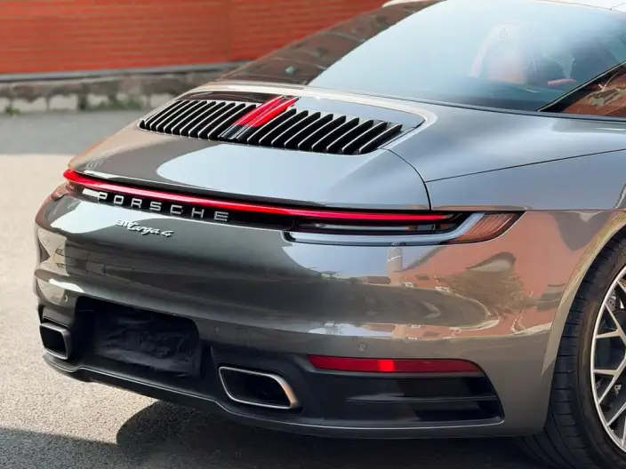 PORSCHE 911 2022 Model Targa 4 3.0T – фото 7