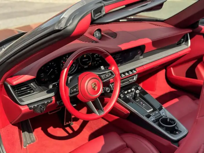 PORSCHE 911 2022 Model Targa 4 3.0T – фото 10