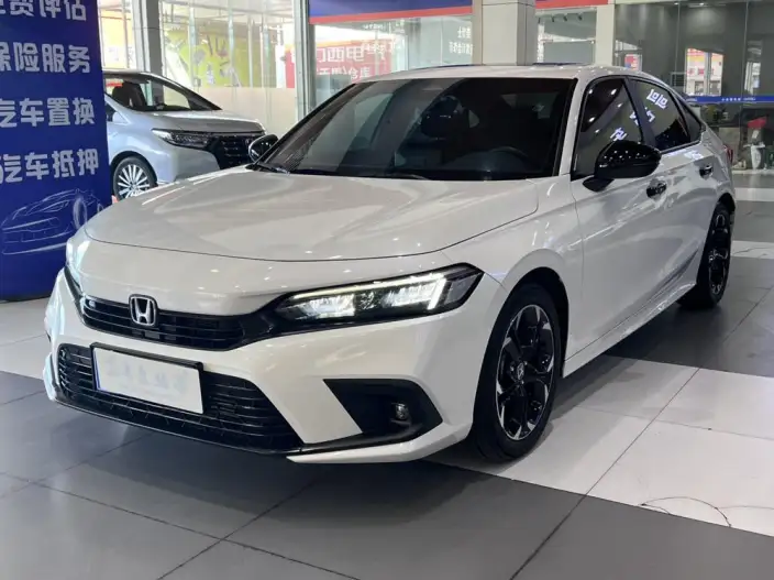 Honda Civic 2022 Model 240TURBO CVT Combustion Edition – фото 1