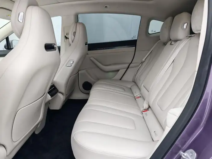 Luxeed R7 2024 Model EV 100kWh UItra 4WD Edition – фото 9