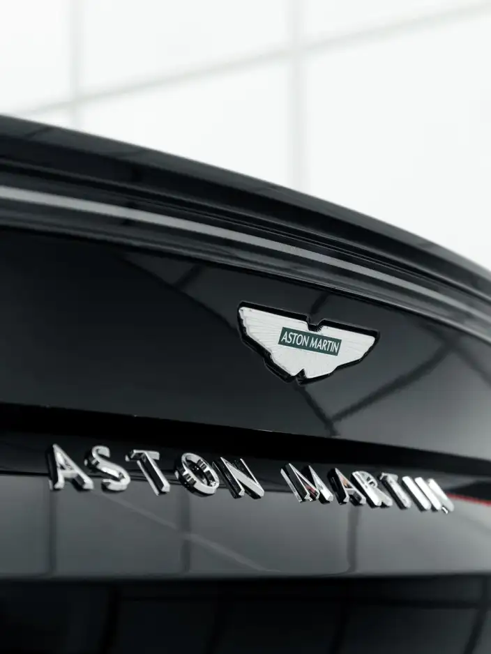 Vantage 2024 Model 4.0T V8 Coupe – фото 9