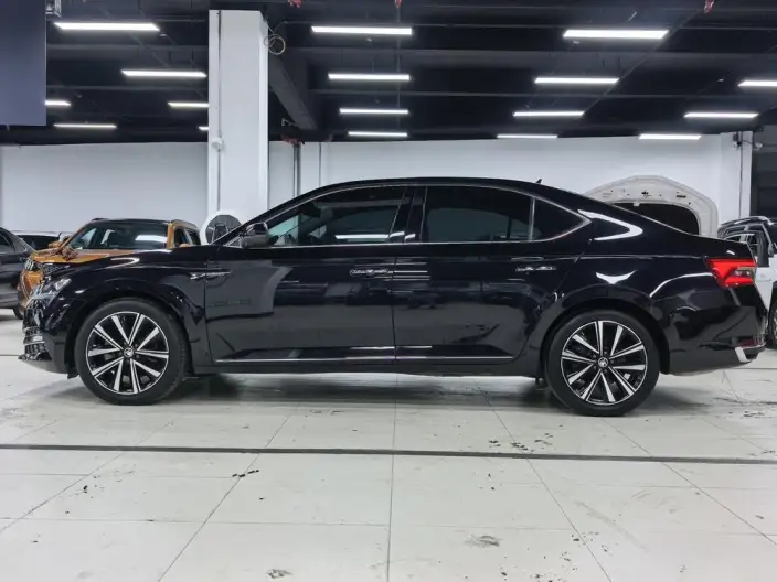 Skoda Superb 2023 Model Facelift TSI280 DSG Exclusive Edition