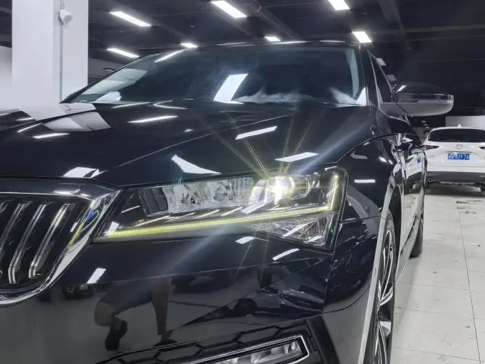 Skoda Superb 2023 Model Facelift TSI280 DSG Exclusive Edition – фото 9