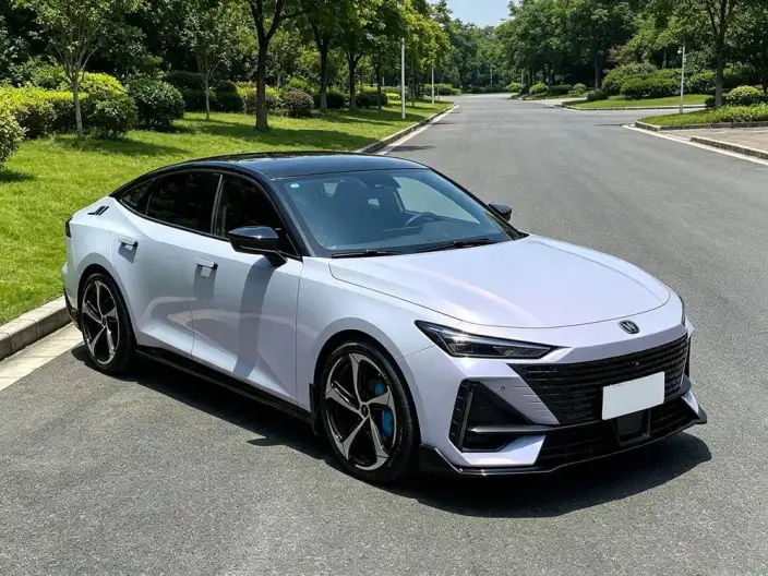 Changan UNI-V 2022 Model 1.5T Sports Edition – фото 3