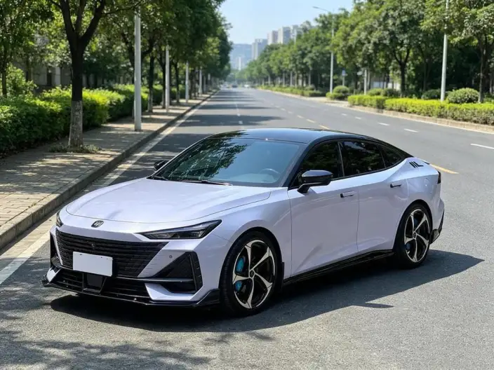 Changan UNI-V 2022 Model 1.5T Sports Edition – фото 10