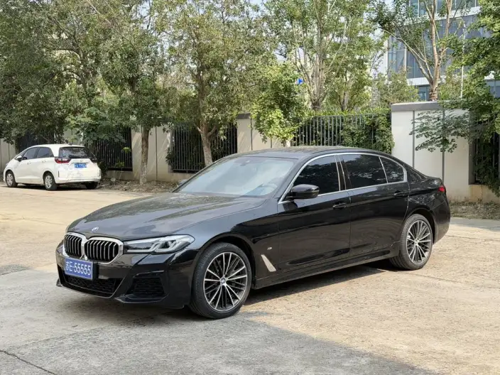 BMW 5 Series 2023 Model Facelift 530Li Leading Model M Sports Set – фото 1