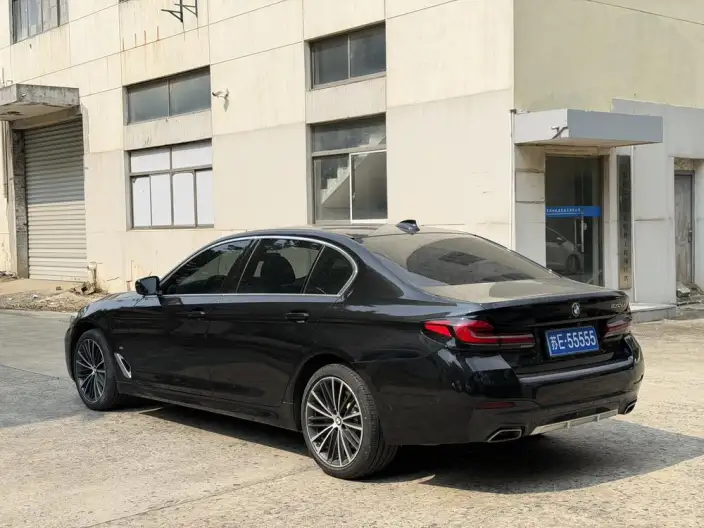 BMW 5 Series 2023 Model Facelift 530Li Leading Model M Sports Set – фото 5