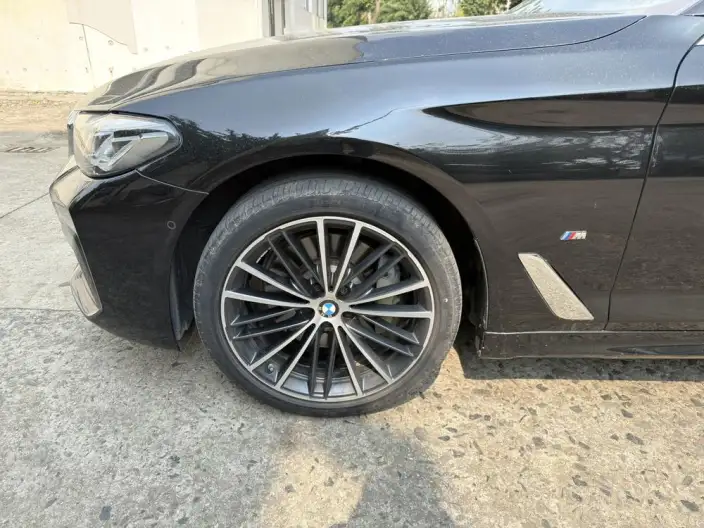 BMW 5 Series 2023 Model Facelift 530Li Leading Model M Sports Set – фото 8