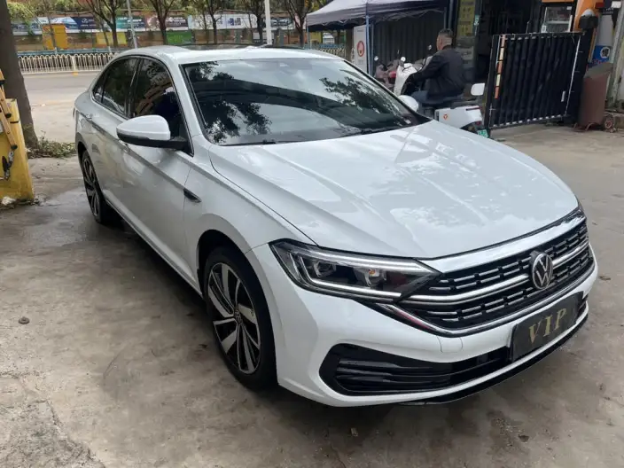 Volkswagen Sagitar 2023 Model 300TSI DSG Beyond Edition – фото 3