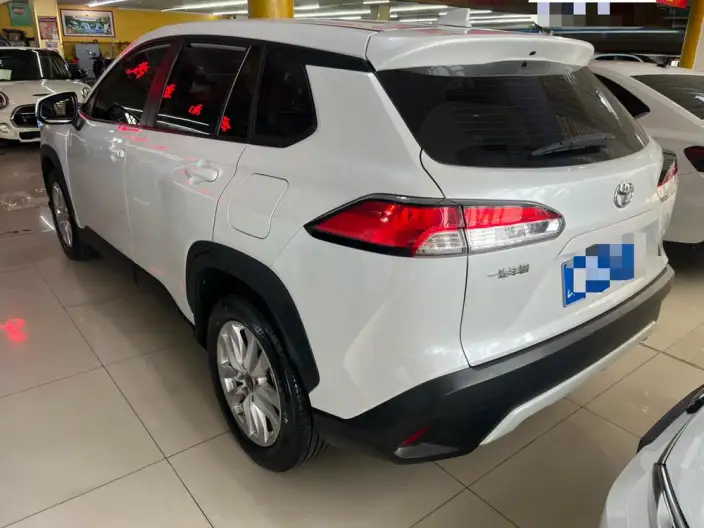 Toyota Corolla Cross 2022 Model 2.0L Pioneer Edition – фото 3