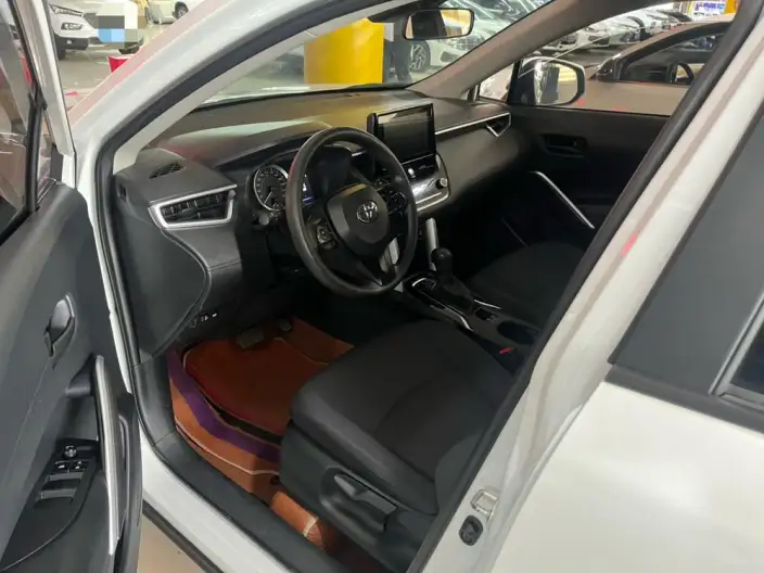 Toyota Corolla Cross 2022 Model 2.0L Pioneer Edition – фото 7