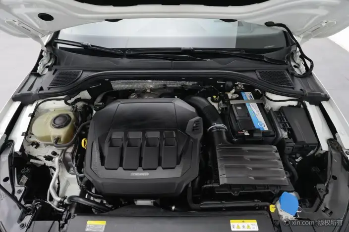 Volkswagen Golf GTI 2021 Model 380TSI DSG GTI – фото 5