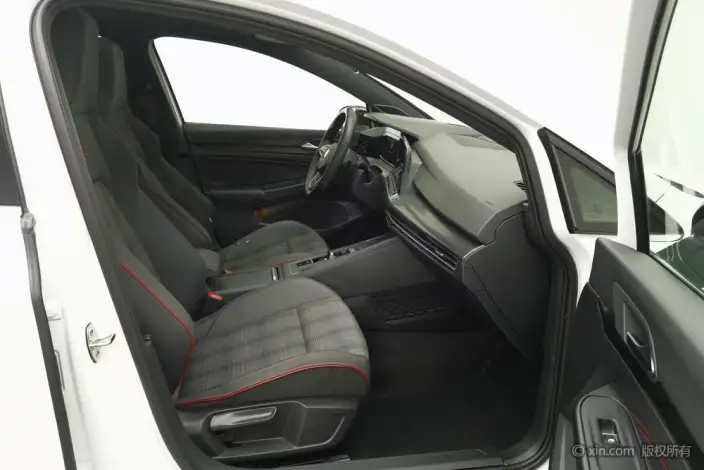 Volkswagen Golf GTI 2021 Model 380TSI DSG GTI – фото 9