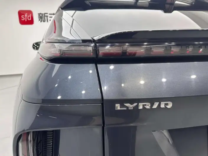 IQ Lyriq 2022 Model 4WD High performance Premium Edition – фото 9