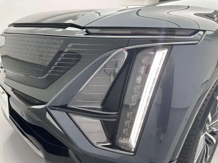 IQ Lyriq 2022 Model 4WD High performance Premium Edition – фото 10
