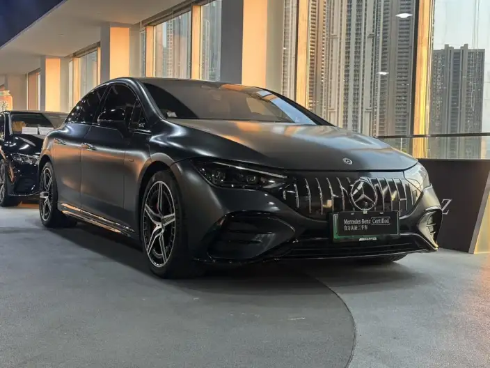 Mercedes-Benz EQE AMG 2023 Model EQE 53 4MATIC+ – фото 3