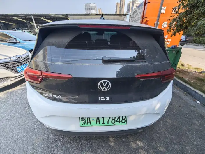 Volkswagen ID.3 2023 Model L Class Model Pure Smart Edition – фото 5