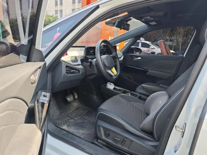 Volkswagen ID.3 2023 Model L Class Model Pure Smart Edition – фото 9