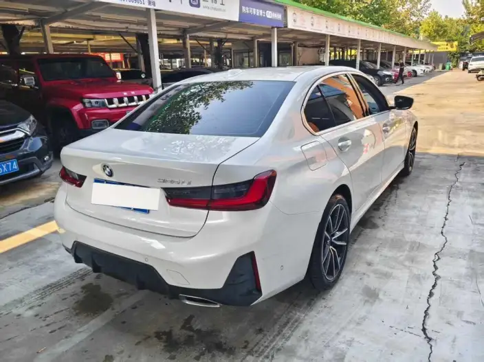 BMW 3 Series 2023 Model 325Li M Sports Set – фото 7