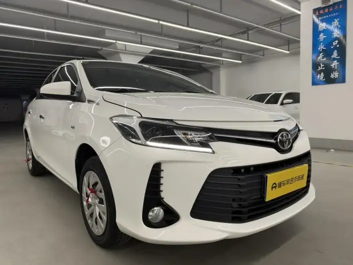 Toyota Vios 2022 Model 1.5L CVT 20th Anniversary Memorial Edition – фото 3