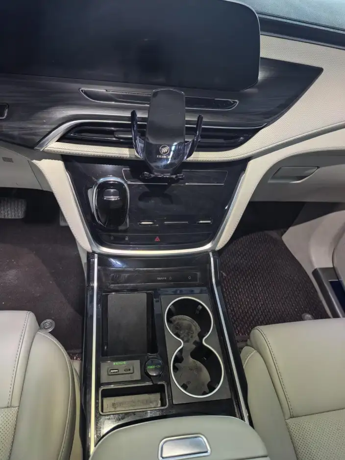 Buick GL8 2023 Model ES Luzun 2.0T Comfort Model – фото 10