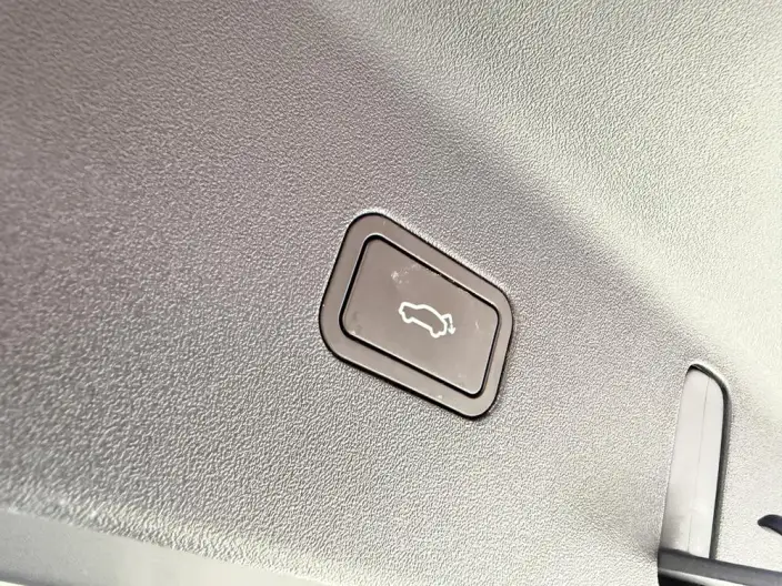 ZEEKR 9X 2025 Model Hyper Edition 70kWh VI seat – фото 7