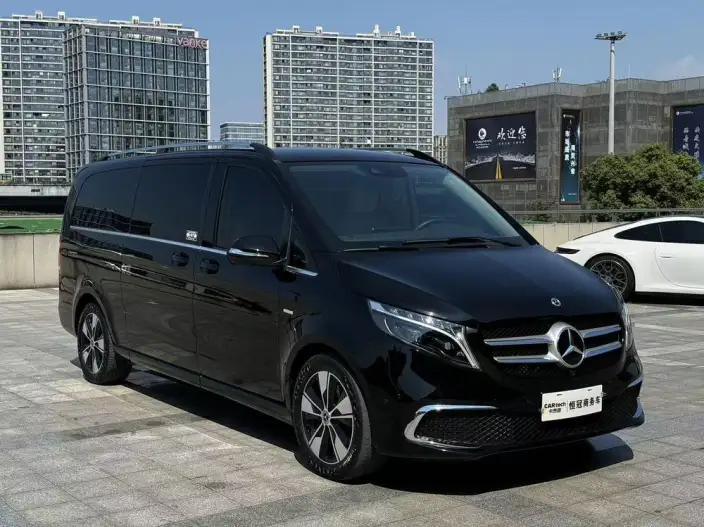 Mercedes-Benz V-Class 2022 Model V 260 L Long wheelbase Premium Edition – фото 3