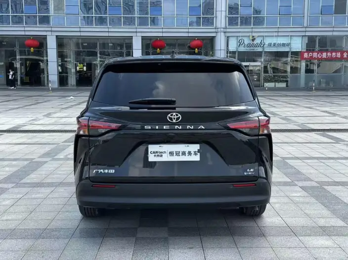 Toyota Sienna 2024 Model Hybrid 2.5L Comfort Edition – фото 5
