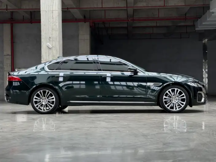 Jaguar XFL 2023 Model 2.0T P250 2WD Exclusive Deluxe Edition – фото 7