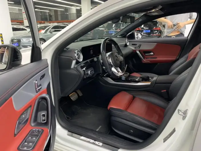 Mercedes-Benz A-Class AMG 2022 Model AMG A 35 L 4MATIC – фото 10