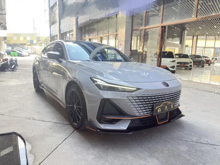 Changan UNI-V 2022 Model 1.5T Sports Edition – фото 3