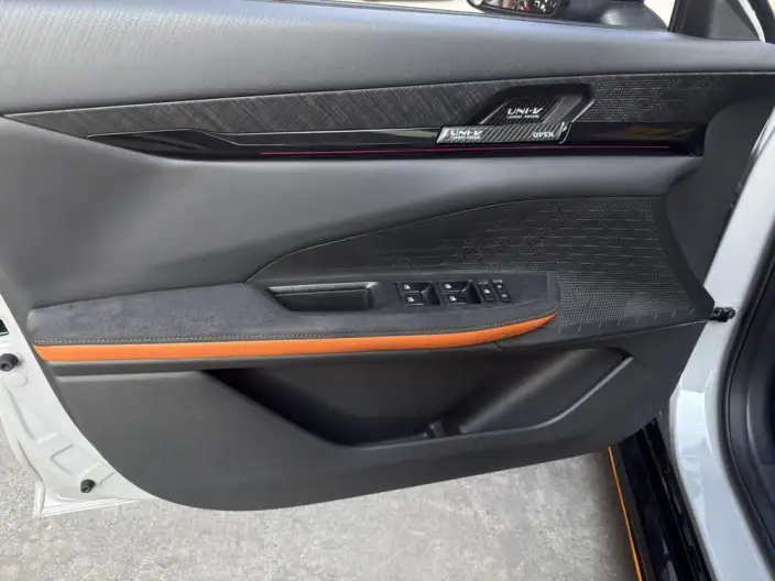 Changan UNI-V 2022 Model 1.5T Sports Edition – фото 7