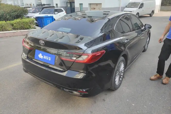 Toyota Camry 2024 Model Hybrid 2.0HGVP Deluxe Edition – фото 3