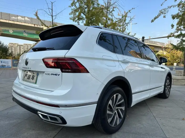 Volkswagen Tiguan L PHEV 2023 Model 430PHEV Plug-in hybrid Premium Edition – фото 6