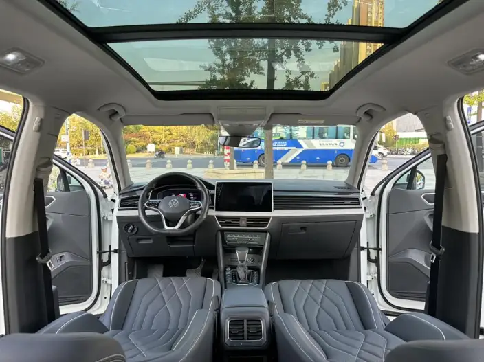 Volkswagen Tiguan L PHEV 2023 Model 430PHEV Plug-in hybrid Premium Edition – фото 8