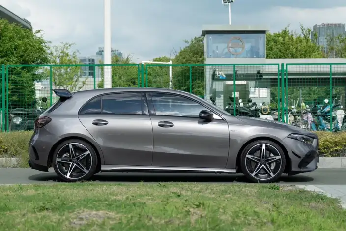 Mercedes-Benz A-Class AMG Imported 2024 Model AMG A 35 4MATIC – фото 7